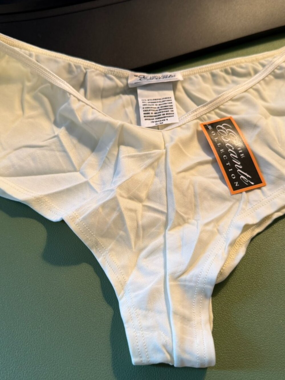 NWT Escante Ivory Cheeky Panty Size S/M